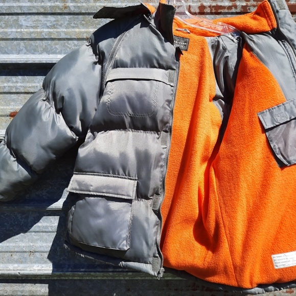 Vintage Style Heavy-duty Arizona Puffer Coat With Removable Sleeves and Hood - Picture 6 of 14